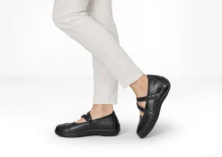 OrthoFeet Casual Shoes|Dress Shoes<Celina - Black