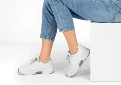 OrthoFeet Sneakers<Coral - White