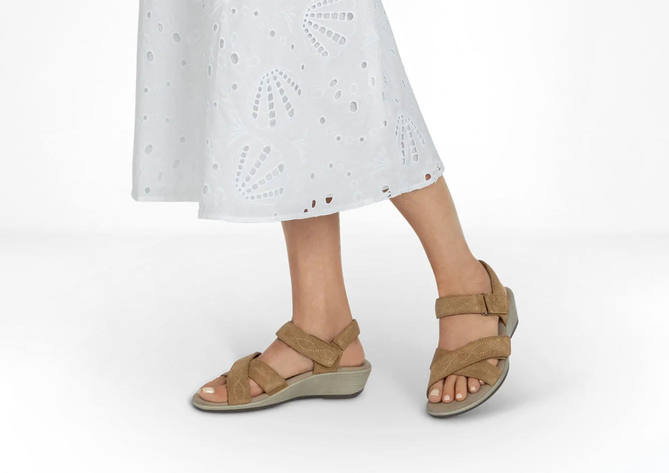 OrthoFeet Sandals|Dress Shoes<Holly - Camel