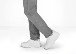 OrthoFeet Sneakers|Casual Shoes<Navigate Hands-Free - White