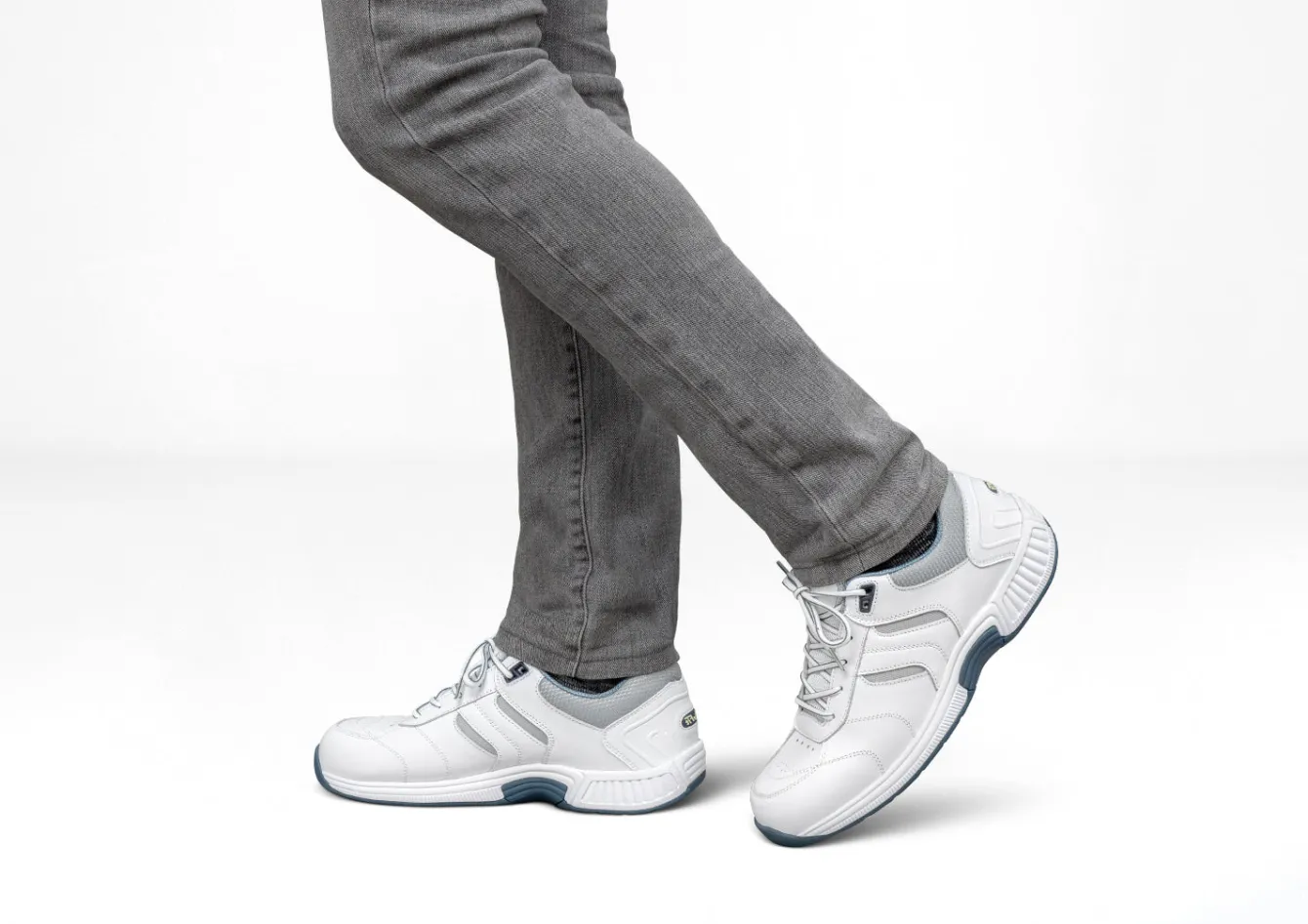 OrthoFeet Sneakers<Pacific Palisades - White